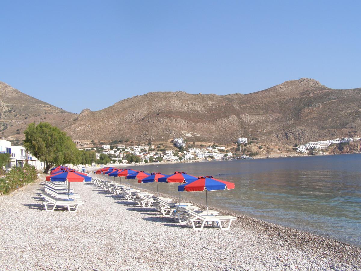 Hotel Eleni Beach Livadia エクステリア 写真